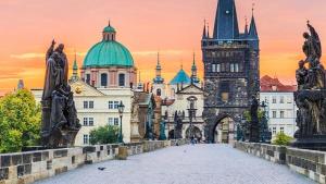 Увлекательные и незабываемые экскурсии по Праге на русском языке от фирмы «Экспресс Тур» Город Москва